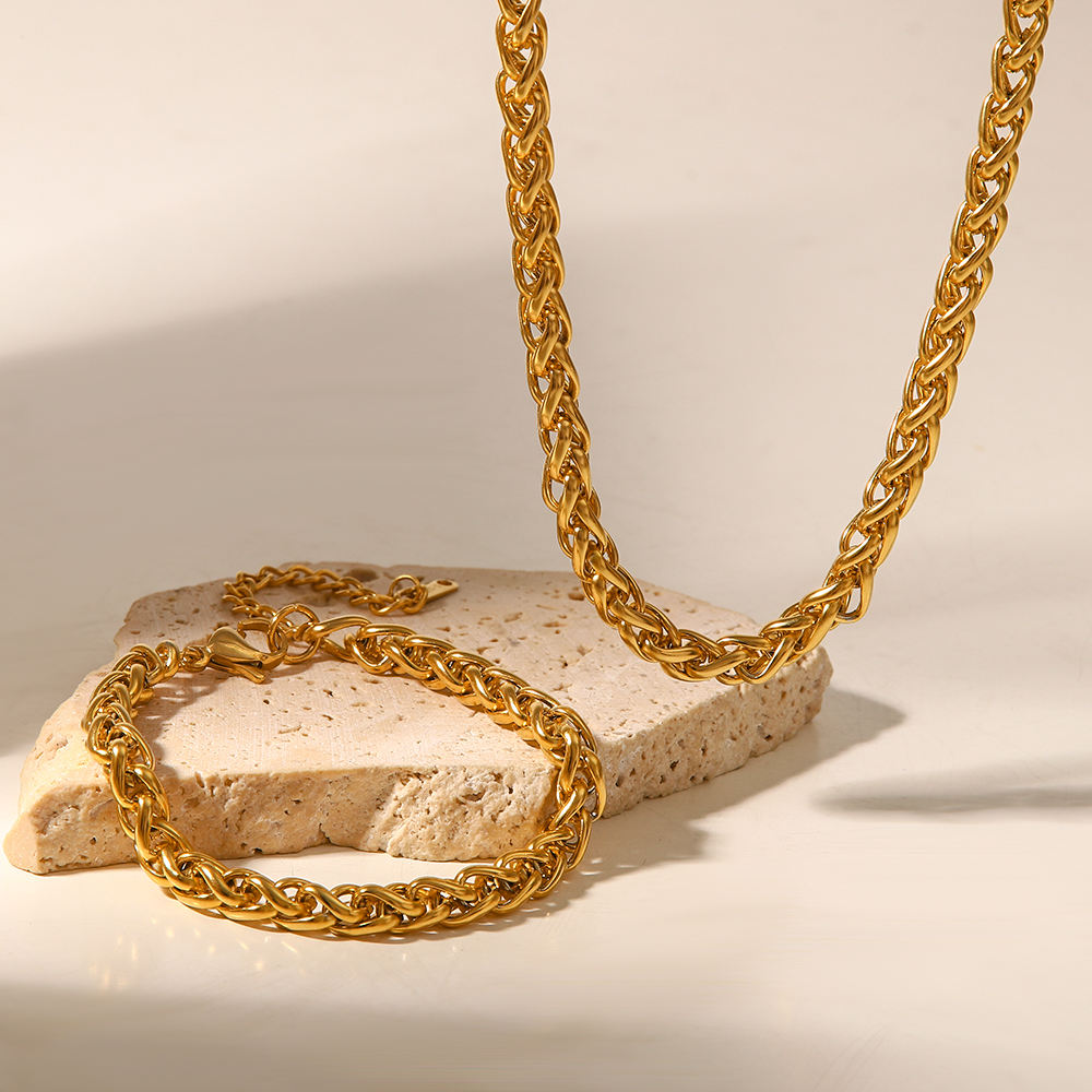 twist armband gold minimalistisch modern