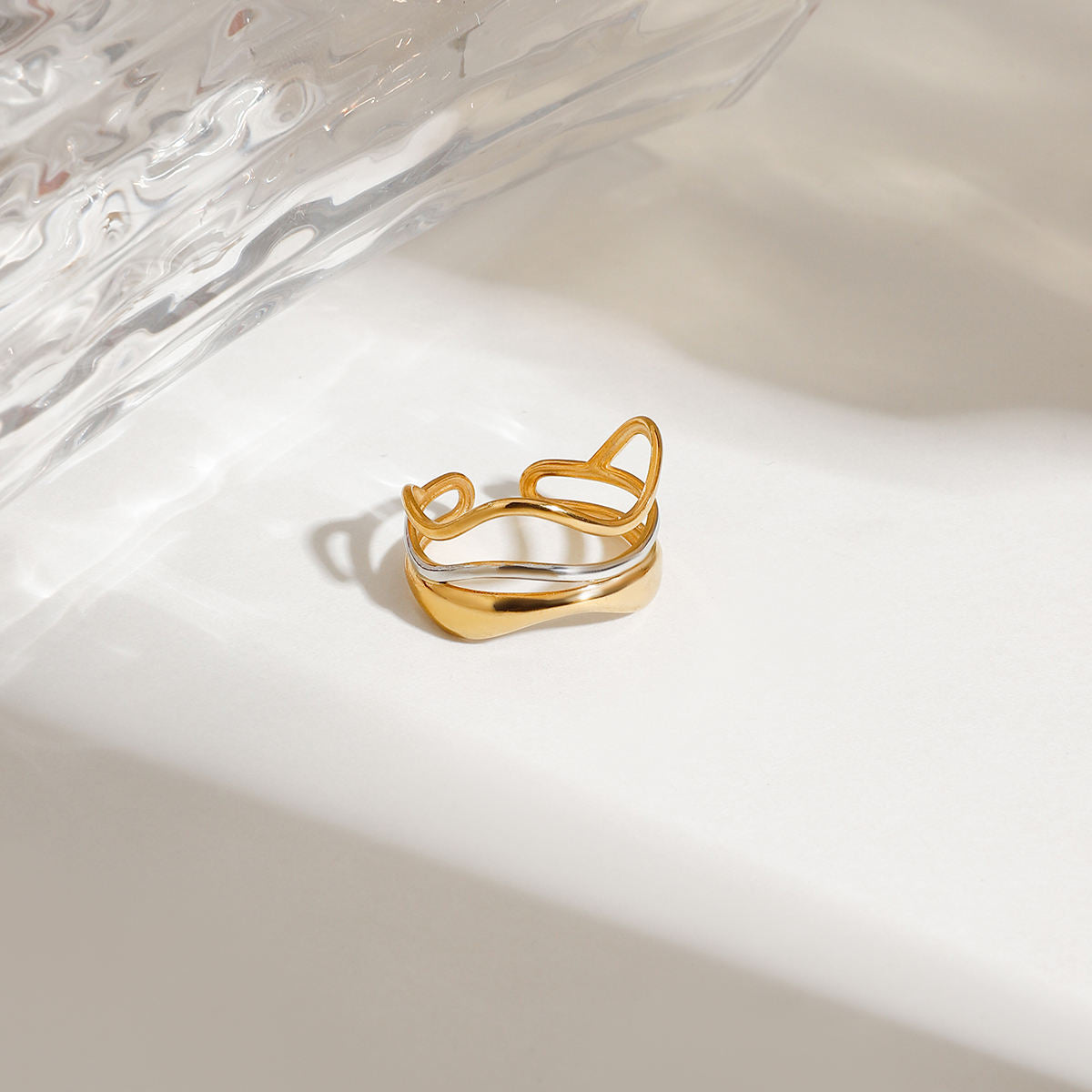 wave lines ring offener ring geschwungene linien