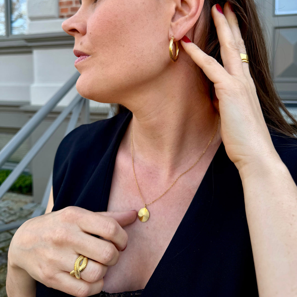 Maxi Twist Hoops
