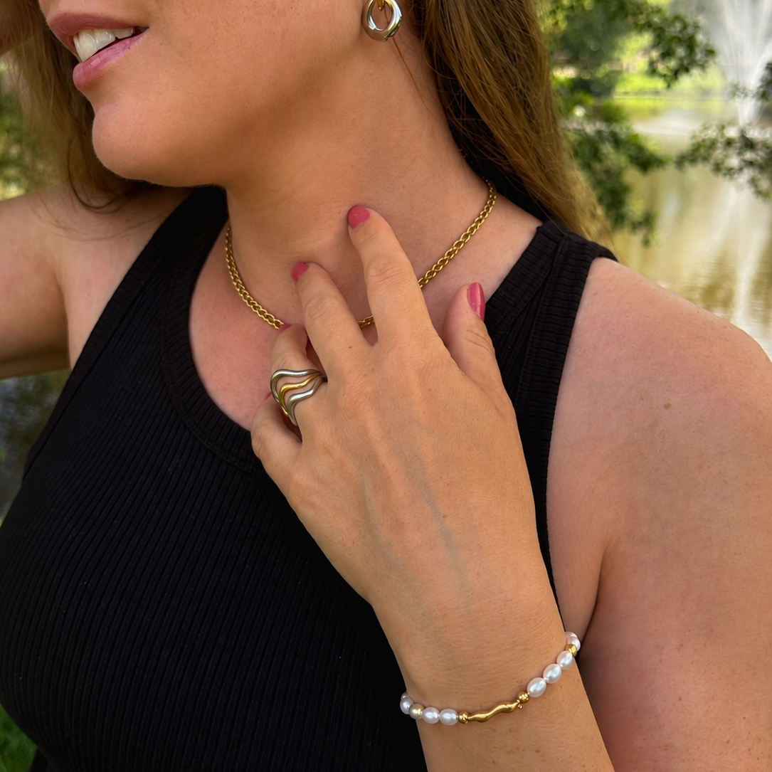 Wide Pearl Bracelet