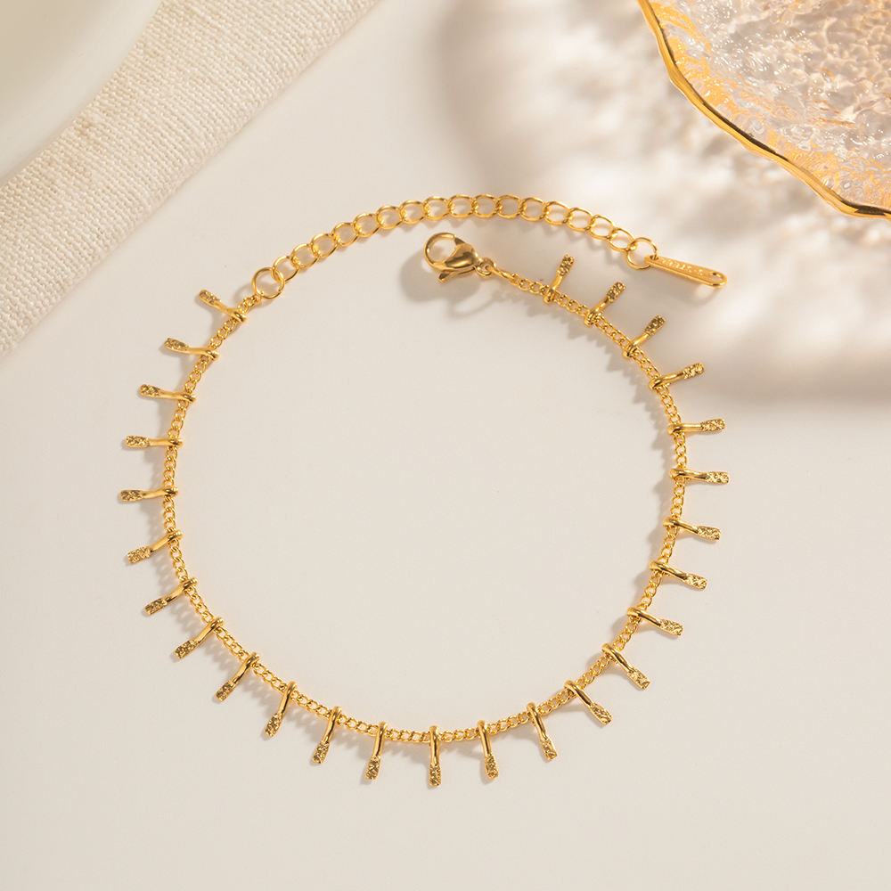 golden sparkle set armband close up