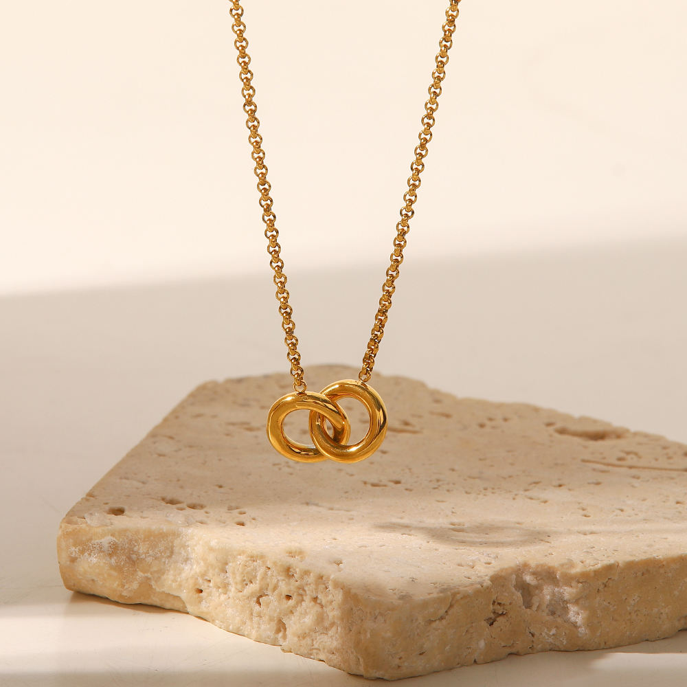 infinity gold kette close up detail