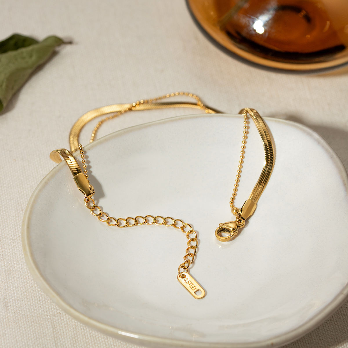elegantes anklet schlangenstruktur kugelkette 18k vergoldet