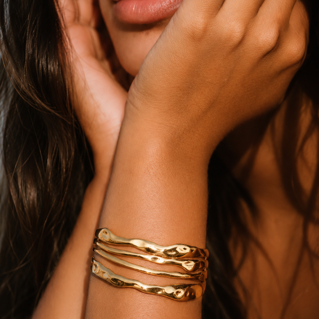 Maxi Curve Bangle