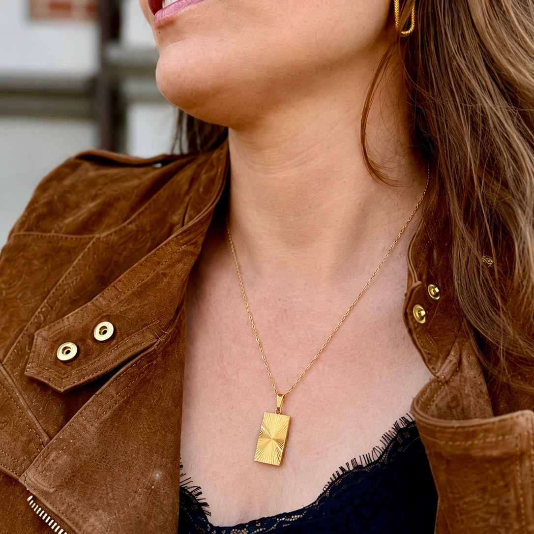 Wide Sun Necklace