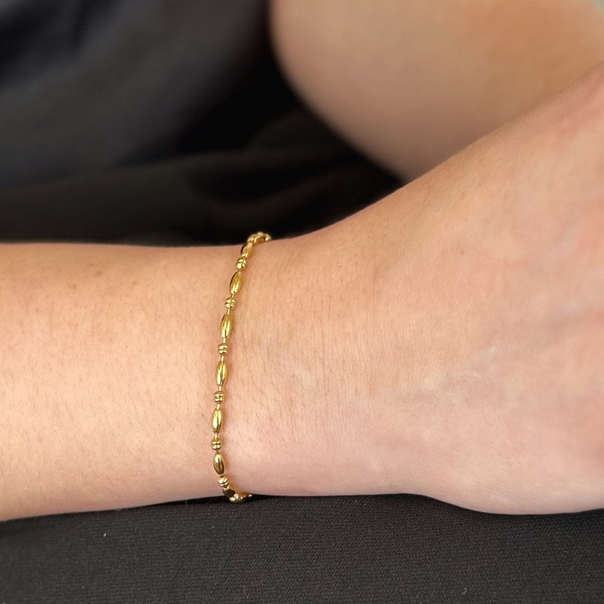 golden oval armband detail glieder