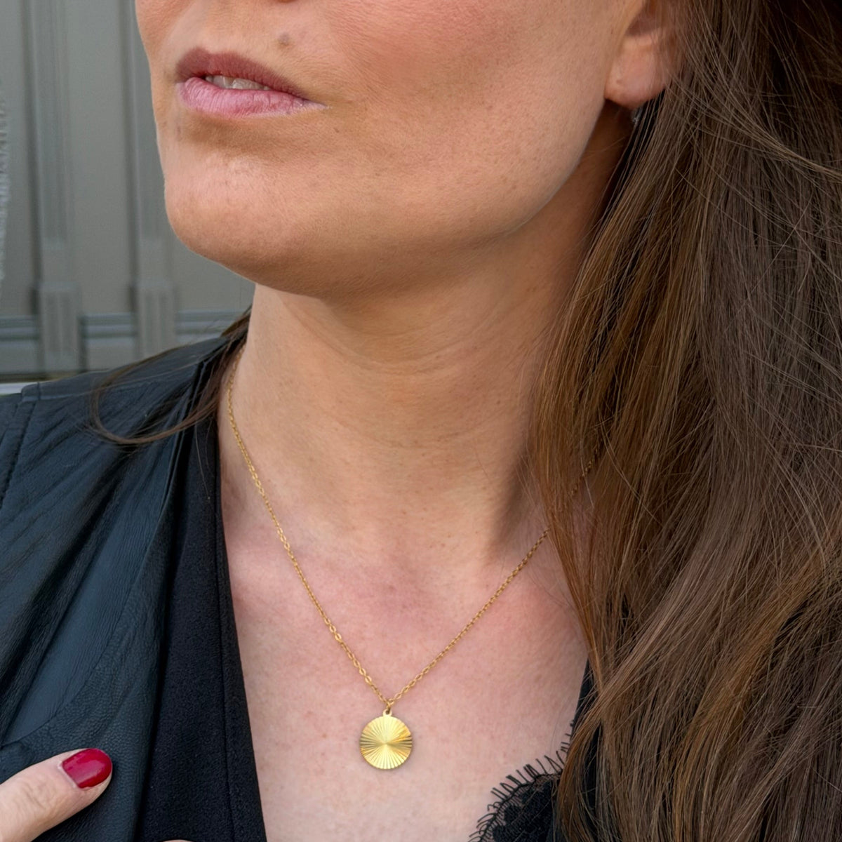 Slim Sun Necklace